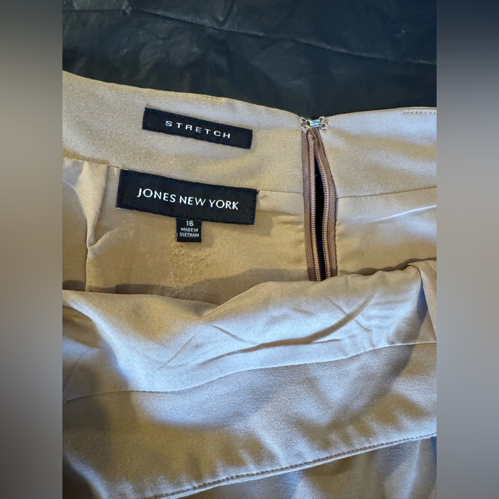 Jones New York Camel Skirt